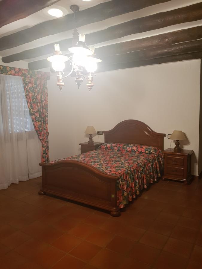 Casa Simon Pension Roda de Isábena Buitenkant foto